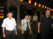 市藥監局局長魏鵬程來我公司調研